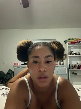 LuckyAriela Live XXX-chat