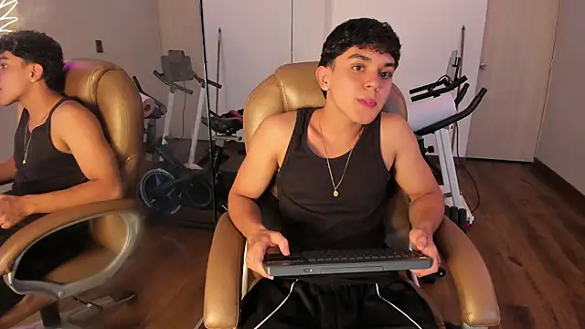 _TaylorBlack Live XXX-chat