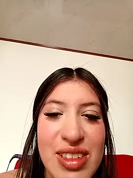 SALOME-28_ élő XXX-chatje