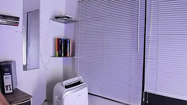 xxKamadevaxx's Live XXX Chat