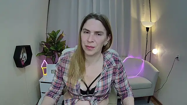 TessaDaybreak – Naživo XXX chat