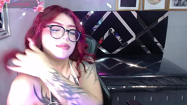 Red_Bunny_v live XXX chat