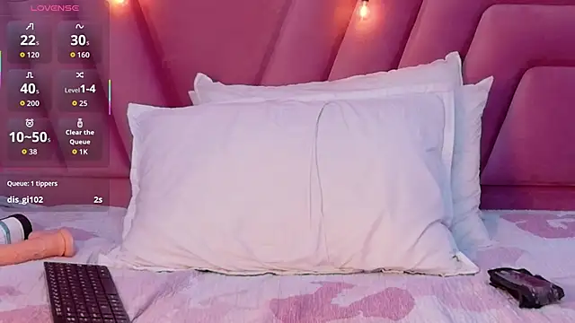 Chatroom XXX en direct de EbonyCoWorker