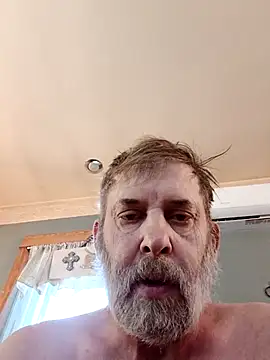 FragrantToe529 Show in webcam