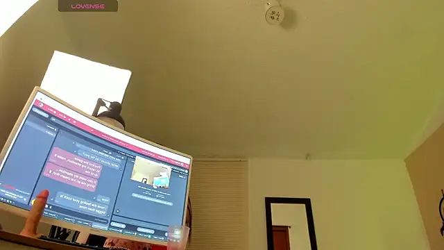 LolaVillalobos 现场XXX聊天