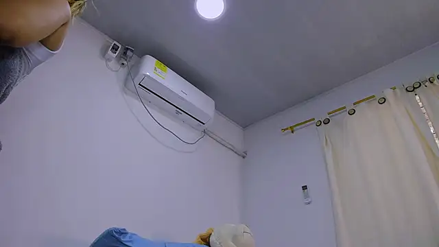 vennuss19 现场XXX聊天