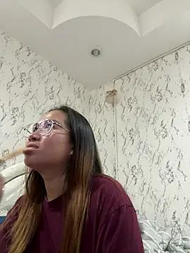 Pertunjukan Kamera Web Ponthip