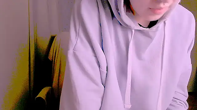 XXX chat uživo modela Hot_Blonda