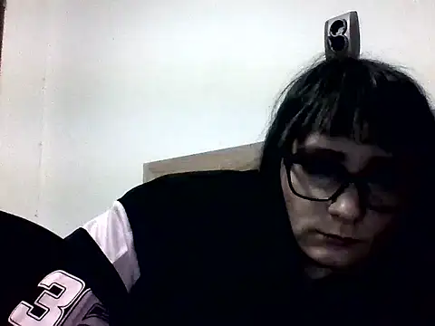 Mela68533 webcam show