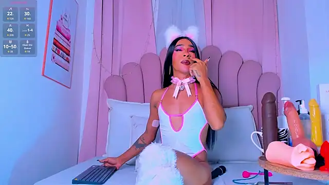 Chat +18 de NicoleMadrird ao vivo