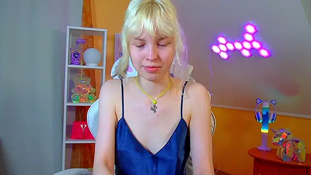 HannahHollis 即時 XXX 聊天