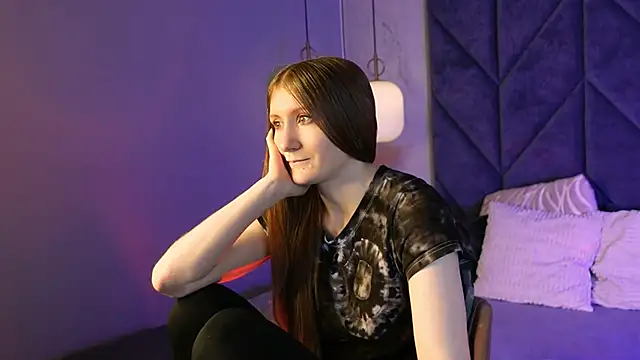 DonnaDaze Adlı Modelin Canlı XXX Sohbeti