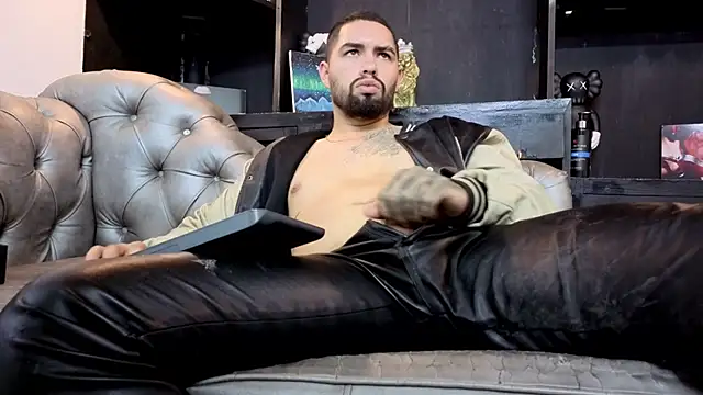 matteosantos Chat XXX in diretta