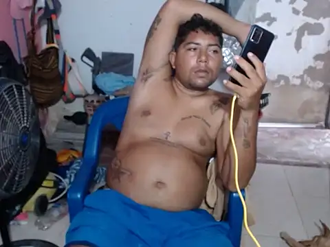 master_juju1924 Chat XXX in diretta