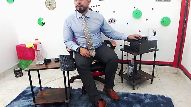 KalethBigDick Chat XXX in diretta