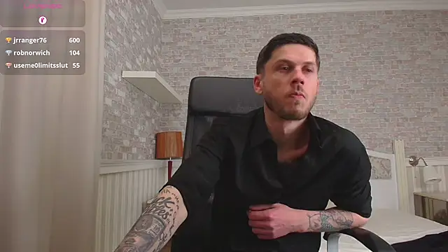 JonahShawのウェブカメラショー