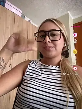 Miabonnett_ লাইভ XXX চ্যাট