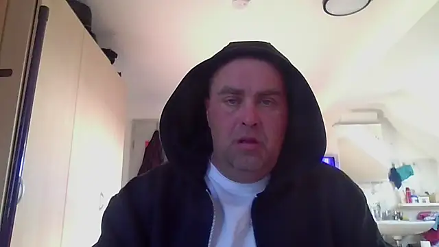 Show modela PawelEichmann na web-kameri