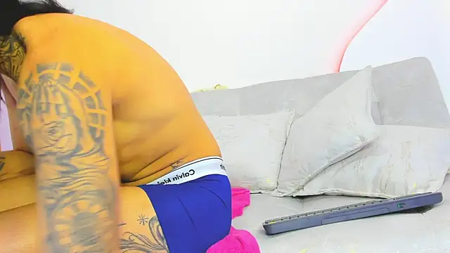 ArohomLester_: вебкам-шоу