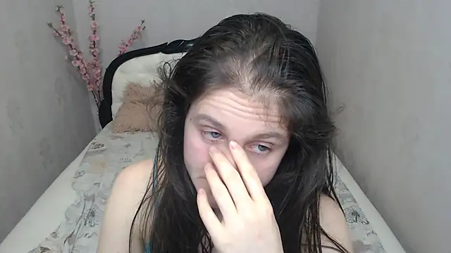 Holliy_Cooper live XXX chat