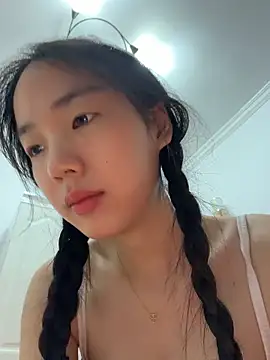 TinyBabe's Webcam Show