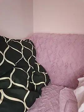 Show modela Cutie_Suzie na web-kameri