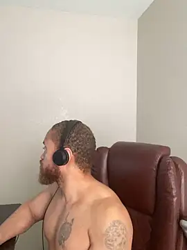 Fathero1time 网络视讯表演