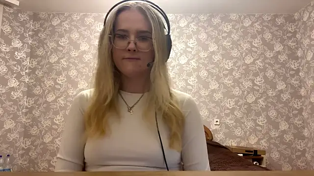 عرض كام ElmiraGildea