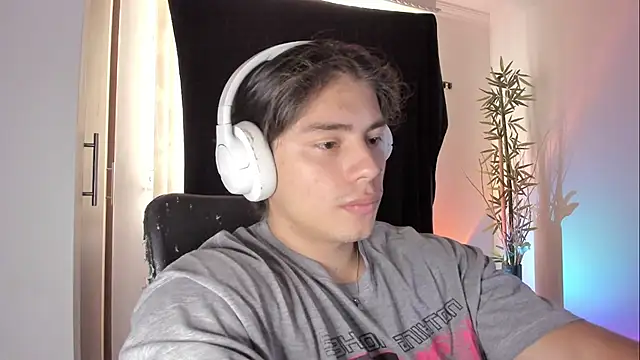 Giordano_Russo 现场XXX聊天