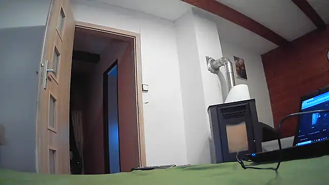 SmallPenis6996 Webcam Show