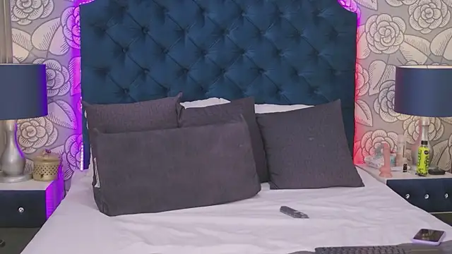 Chat +18 de CherryAndDax ao vivo