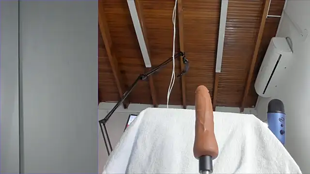 Lucy_carter_'s Live XXX Chat