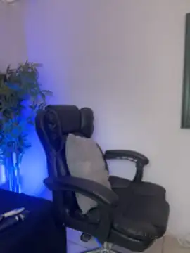 lia_ec: онлайн-секс-чат