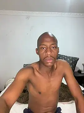 dick4mami Adlı Modelin Canlı XXX Sohbeti