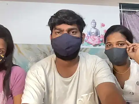 Tamil_india_couples_ Adlı Modelin Canlı XXX Sohbeti