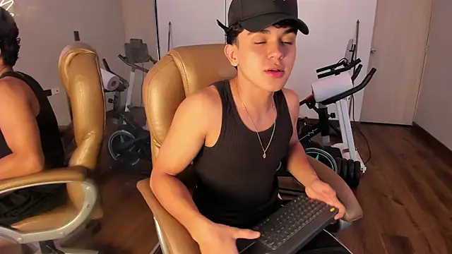 XXX chat uživo modela _TaylorBlack