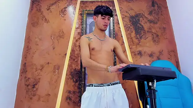 Show de kroddy_sw_x na webcam