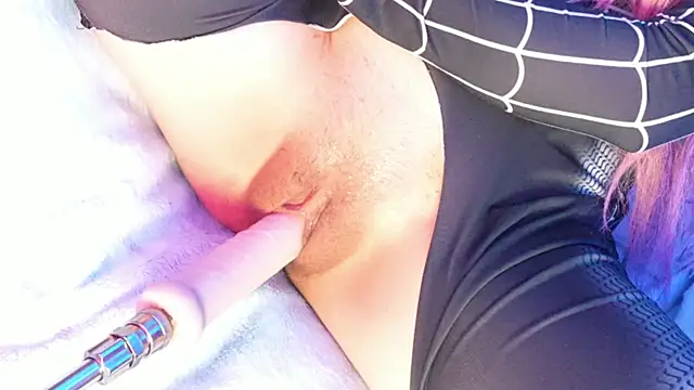 Kira-- Chat XXX in diretta