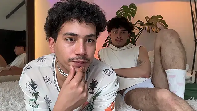 Noah_and_Steven Webcam show