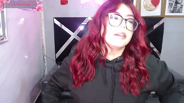 Red_Bunny_v 即時 XXX 聊天