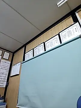 whitebriefboyのライブXXXチャット