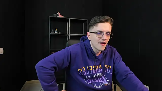 FelixStarkk 在線直播表演