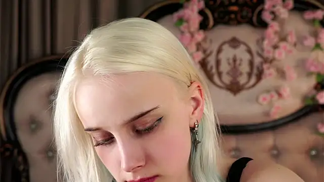 KirstinMcgeadyのライブXXXチャット