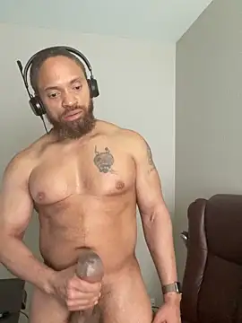 Pokazy przed kamerką – Fathero1time