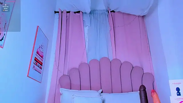 NicoleMadrird's Live XXX Chat