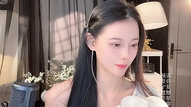 Ocean--Lili 现场XXX聊天