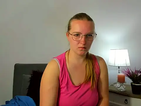 แชท XXX สดของ RoseTeacherX