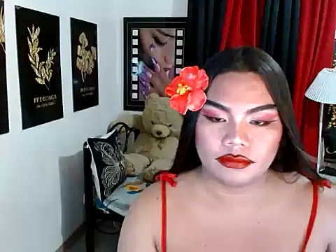 Chat XXX en directo de TSbrianaHugeCock