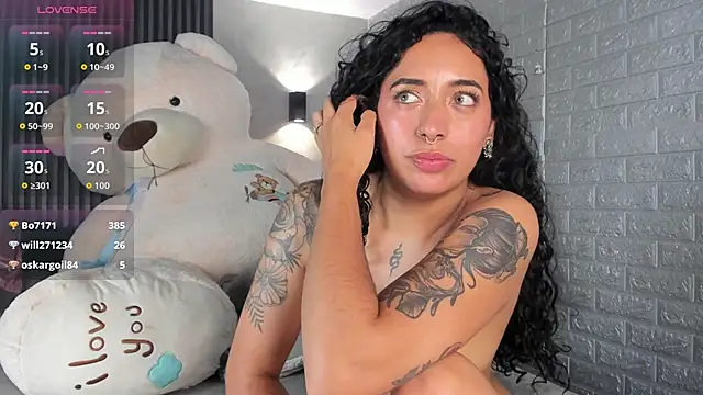 Magic_ivone 即時 XXX 聊天