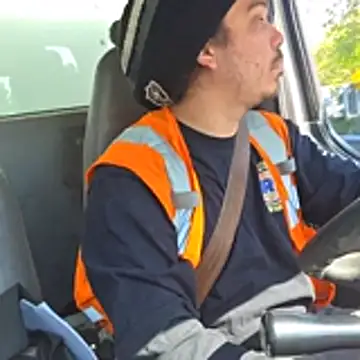 luis97fer Show in webcam